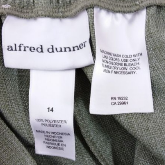Alfred Dunner Capri Pants Sage Green -28/II - Picture 3 of 3